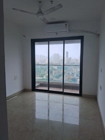 Bedroom in 2 BHK Apartment at Neumec Shreeji Towers, Wadala East – for Rent