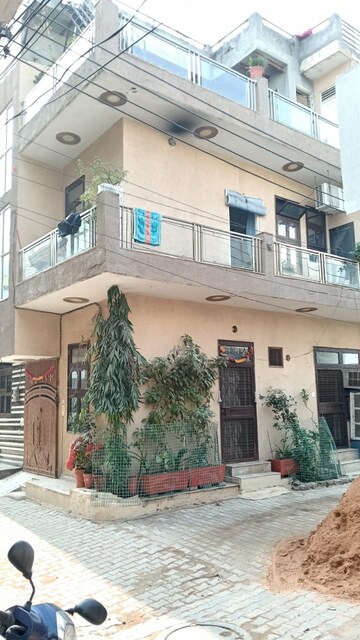 4 BHK Independent House For Sale in Sector 103