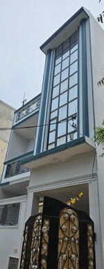 5 BHK + Servant Room 100 Sq.Yd. Independent House in Sai Kunj New Palam  vihar