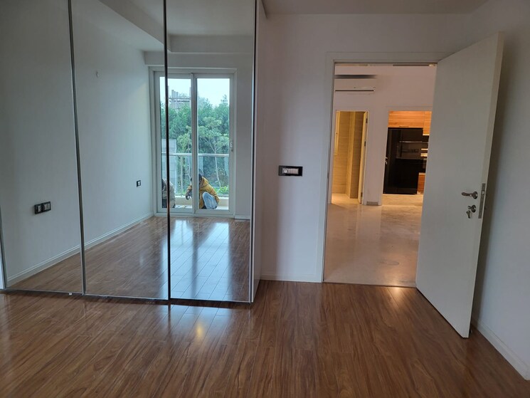 Room, dlf-the-crest 3 Bedroom 3638 Sq.Ft. Apartment In Sector 54 Gurgaon 8922071