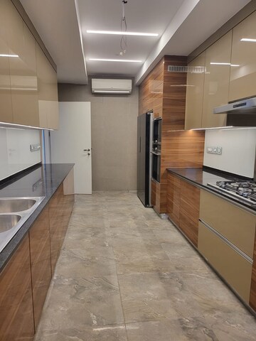 Kitchen in 3 BHK Apartment at DLF The Crest, Sector 54 – for Rent