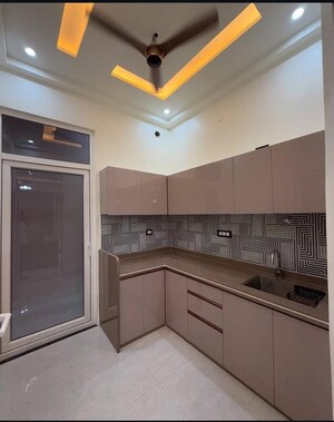 Kitchen in 3.5 BHK Builder Floor at Sector 35 – for Sale