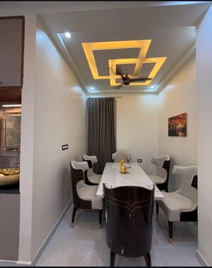 Master Bedroom in 3.5 BHK Builder Floor at Sector 35 – for Sale