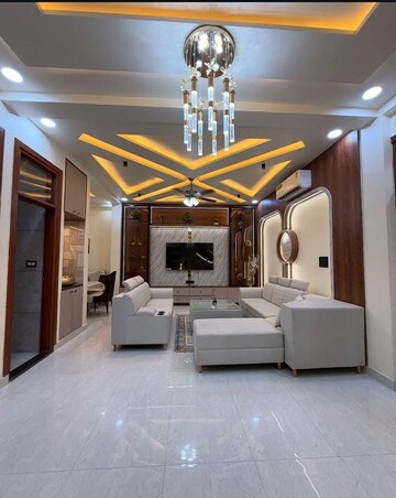 Living Room in 3.5 BHK Builder Floor at Sector 35 – for Sale