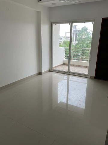 2 BHK Apartment For Rent in Siddhi The Aristo, Shiprapath