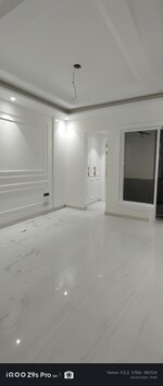 3 BHK 205 Sq.Yd. Builder Floor in YK Homes