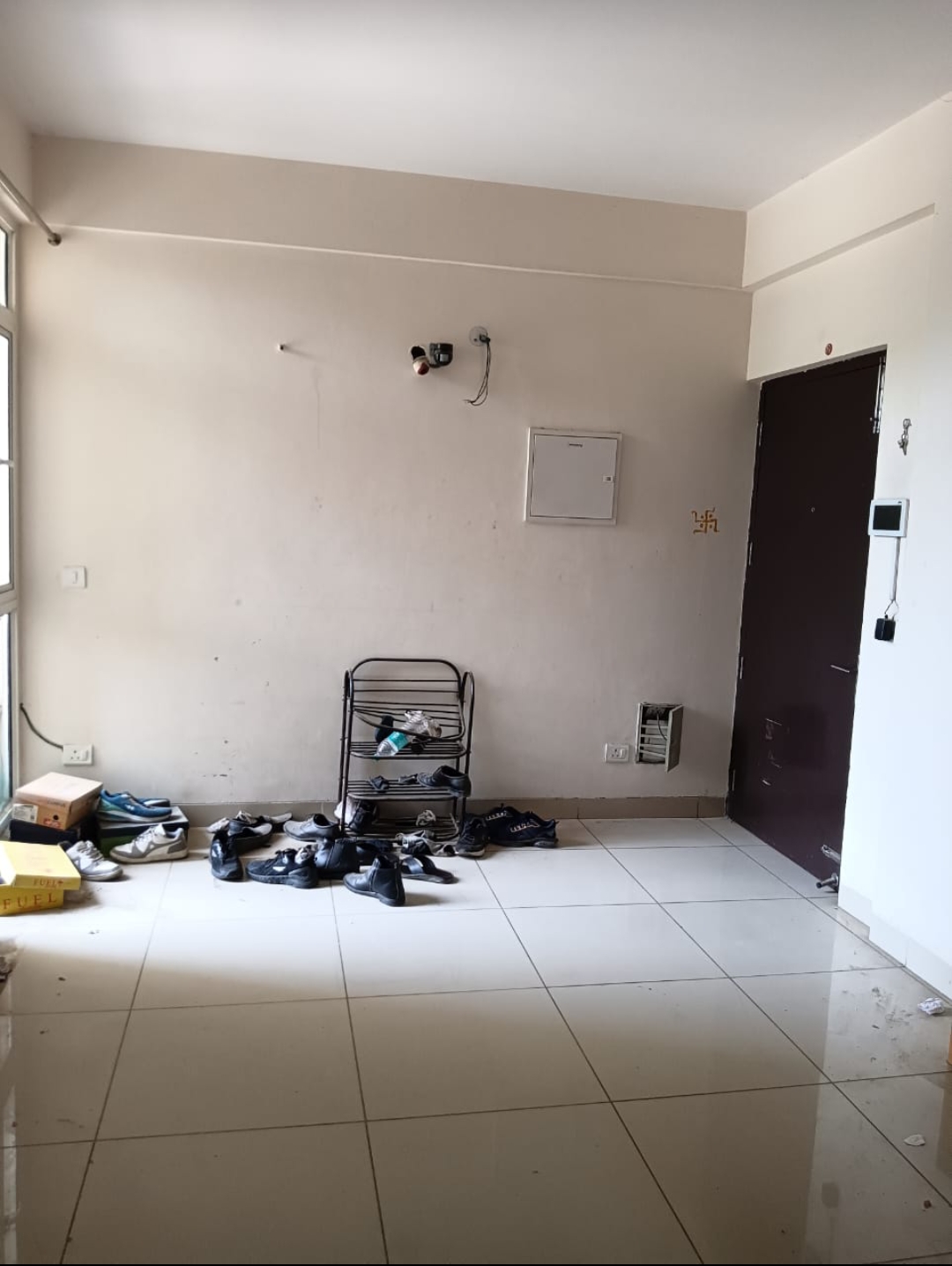 2 BHK Apartment For Rent in Wave Aranyam Valley