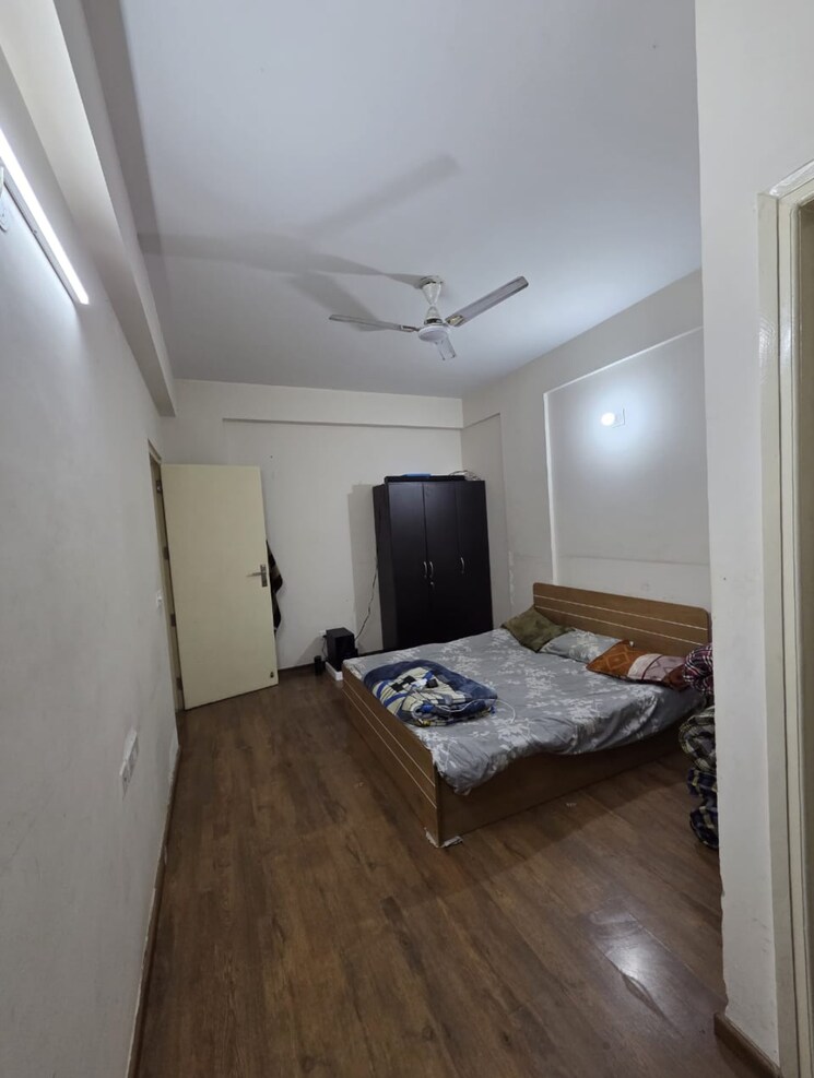 Bedroom, wave-aranyam-valley 2 Bedroom 135 Sq.Ft. Apartment In Sector 2 Wave City Ghaziabad 8922164