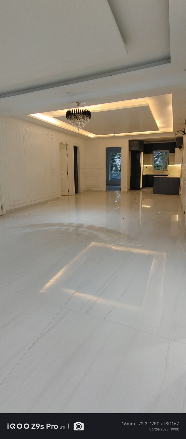 Room, yk-homes 3 Bedroom 205 Sq.Yd. Builder Floor In Green Fields Colony Faridabad 8922119