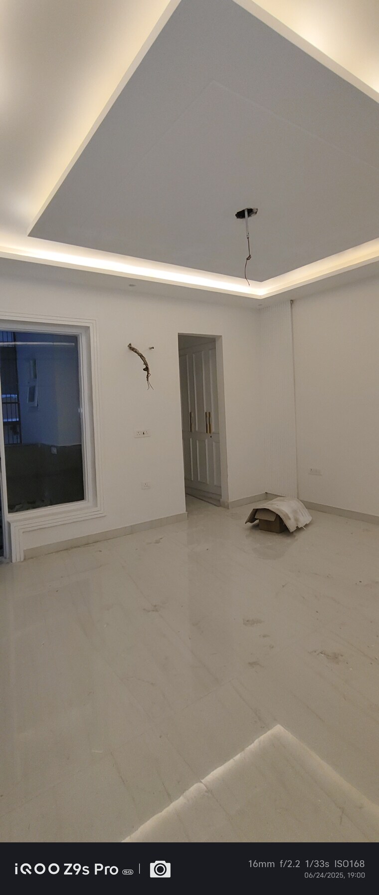 Room, yk-homes 3 Bedroom 205 Sq.Yd. Builder Floor In Green Fields Colony Faridabad 8922119