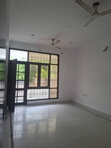 3.5 BHK Independent House – Exterior View View at Sector 44 - for Rent