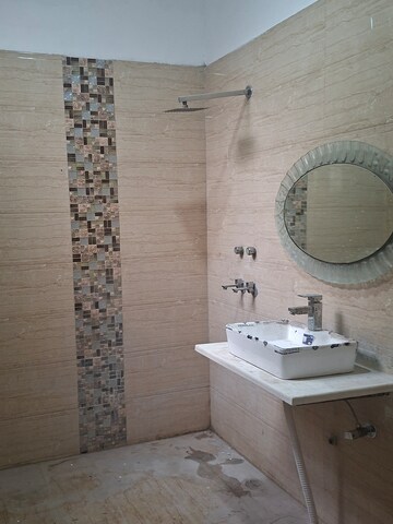 Bathroom in 3.5 BHK Independent House at Sector 44 – for Rent