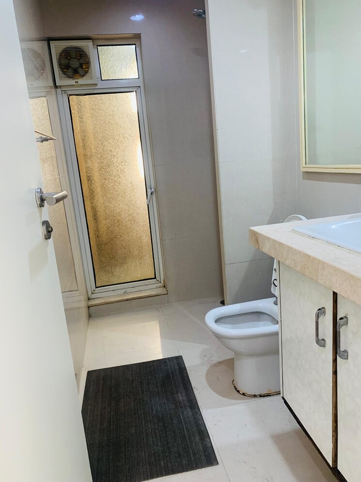 Bathroom, hiranandani-astra 2 Bedroom 750 Sq.Ft. Apartment In Ghodbunder Road Thane 8922139
