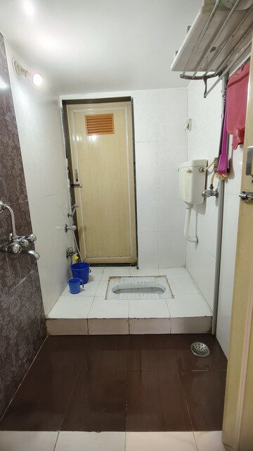 Bathroom in 2 BHK Apartment at Sanghvi Valley, Kalwa – for Sale