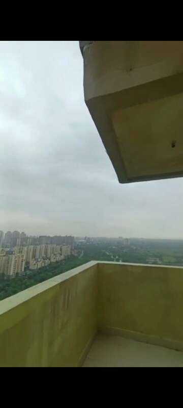 Swimming Pool in 2 BHK Apartment at Migsun Green Mansion, Gulistanpur – for Rent
