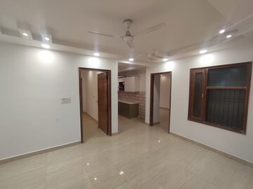 Living Room in 4 BHK Builder Floor at Sector 43 – for Sale