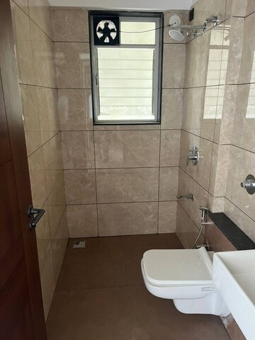 Bathroom in 3 BHK Apartment at Shroff Aureta, Koregaon Park Annexe – for Rent