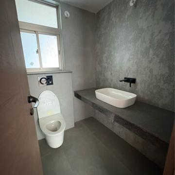 Bathroom in 2 BHK Apartment at Shalimar One World Belvedere Court 3, Malesemau – for Rent