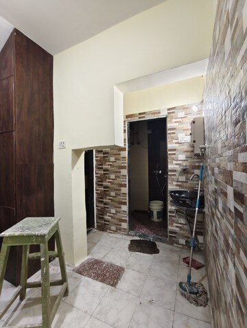 Bathroom in 3 BHK Penthouse at Sanpada – for Rent