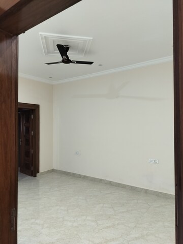 Room in 3 BHK Apartment at ABA Cherry County, Tech Zone 4 Greater Noida – for Rent