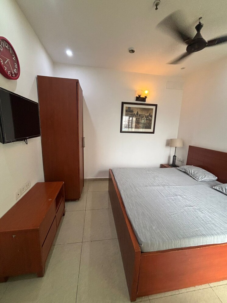 Bedroom, ajnara-daffodil 1 Bedroom 495 Sq.Ft. Apartment In Sector 137 Noida 8922337