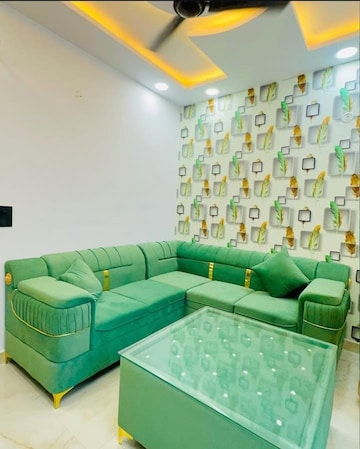 Living Room in 3 BHK Builder Floor at Sector 33 – for Sale