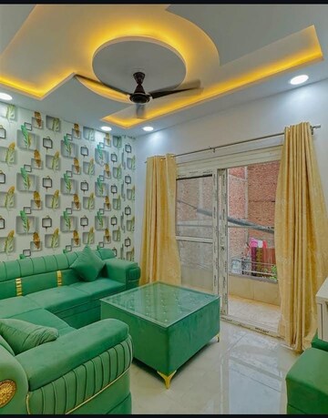 Living Room in 3 BHK Builder Floor at Sector 33 – for Sale