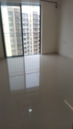2 BHK Apartment For Sale in Borivali West