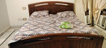 Bedroom in 2 BHK Builder Floor at DLF City Gurgaon, Sector 27 – for Rent