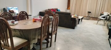 Gym in 2 BHK Builder Floor at DLF City Gurgaon, Sector 27 – for Rent