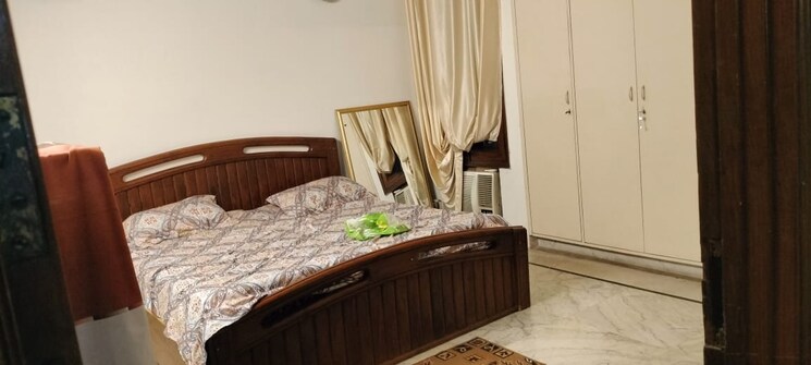 Bedroom, dlf-city-gurgaon 2 Bedroom 200 Sq.Ft. Builder Floor In Sector 27 Gurgaon 8922327