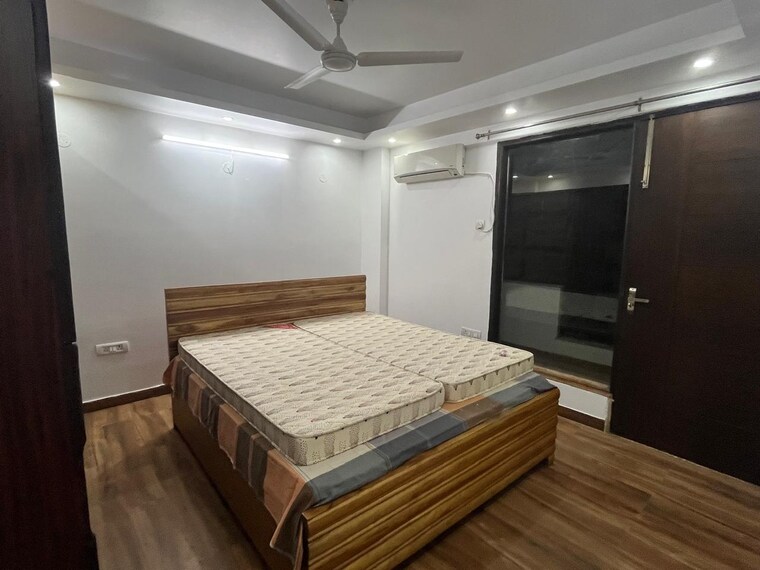 Bedroom, sushant-lok-2 3 Bedroom 218 Sq.Ft. Apartment In Sector 57 Gurgaon 8922350