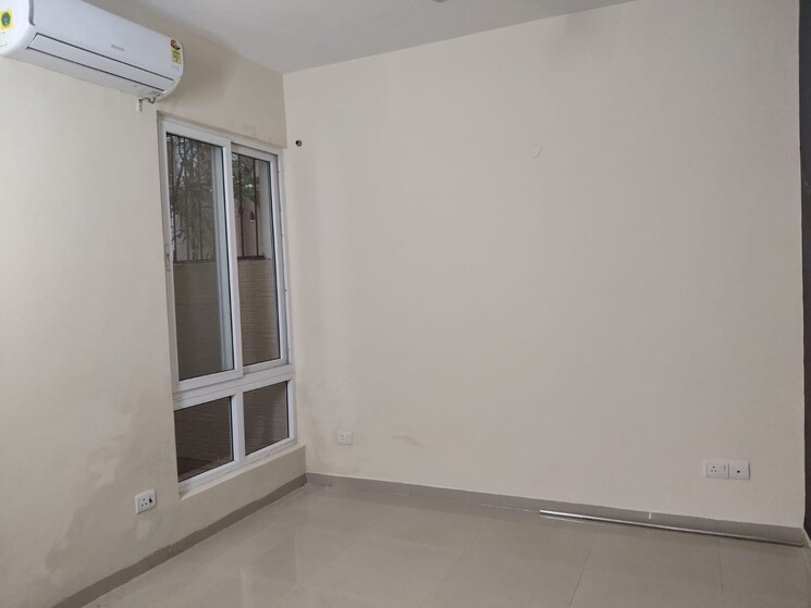 Room, emaar-emrald-floors-select 4 Bedroom 2000 Sq.Ft. Builder Floor In Sector 65 Gurgaon 8922401