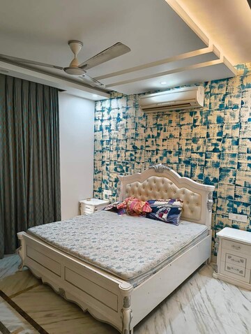 Bedroom in 4 BHK Independent House at SPL Homes 5, Sector 46 – for Rent