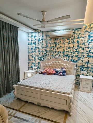 Bedroom in 4 BHK Independent House at SPL Homes 5, Sector 46 – for Rent