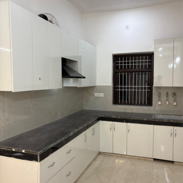 Kitchen in 3 BHK Builder Floor at Advocate Residency, Jaypee Greens – for Rent
