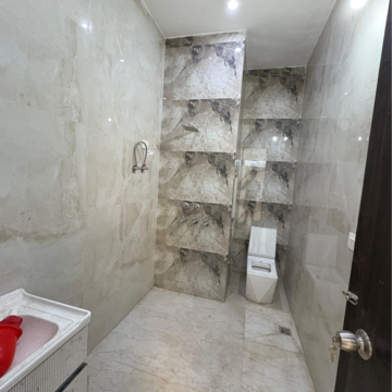 Bathroom in 3 BHK Builder Floor at Advocate Residency, Jaypee Greens – for Rent