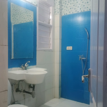 Bathroom in 3 BHK Builder Floor at Eldeco Green Meadows, Pi I And Ii Greater Noida – for Rent