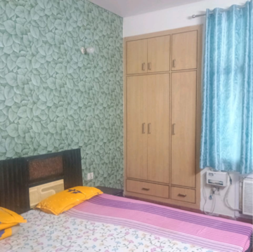 Bedroom in 3 BHK Builder Floor at Eldeco Green Meadows, Pi I And Ii Greater Noida – for Rent