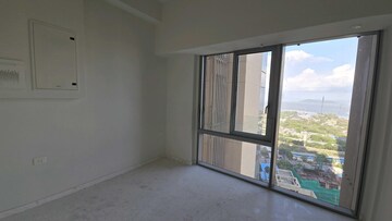 Room in 4 BHK Apartment at Piramal Aranya, Byculla – for Rent