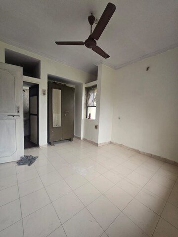 Room in 1 BHK Apartment at Kharigaon – for Sale