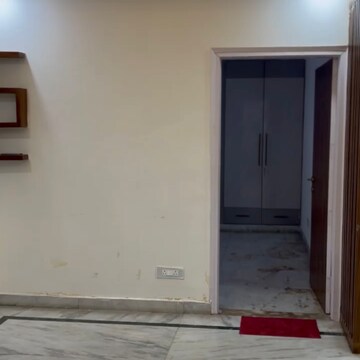 Room in 3 BHK Apartment at Neha Apartments Pi I and II, Sector 36 Greater Noida – for Rent