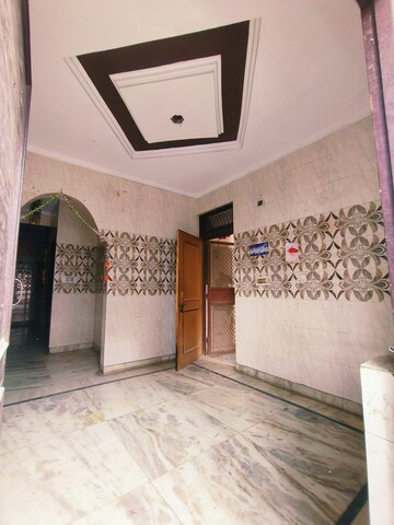 Building Lobby in 1 BHK Builder Floor at Dwarka Mor – for Rent