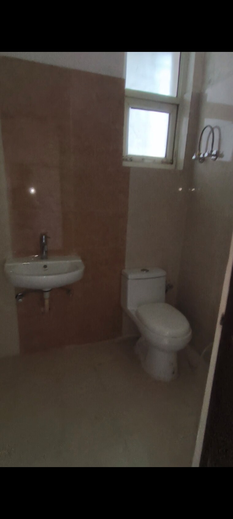 Bathroom, nh 58 4 Bedroom 109 Sq.Yd. Villa In Nh 58 Meerut 8922578