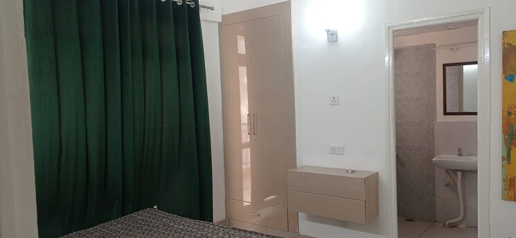 Bathroom, suncity-avenue-76 2 Bedroom 735 Sq.Ft. Apartment In Sector 76 Gurgaon 8922596