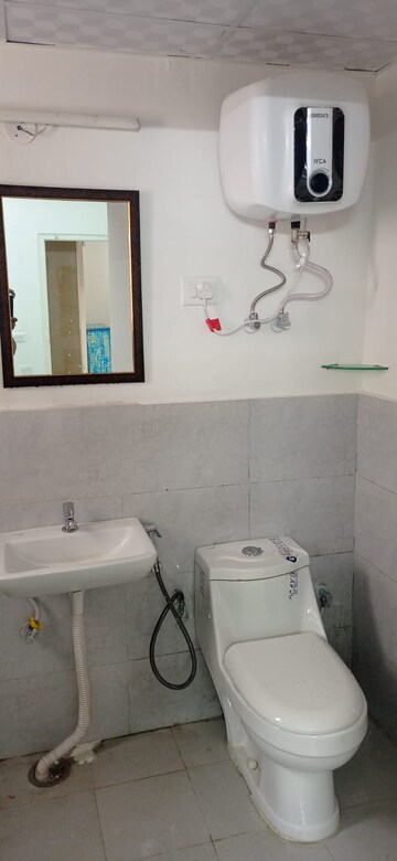 Bathroom in 2 BHK Apartment at Suncity Avenue 76, Sector 76 – for Rent