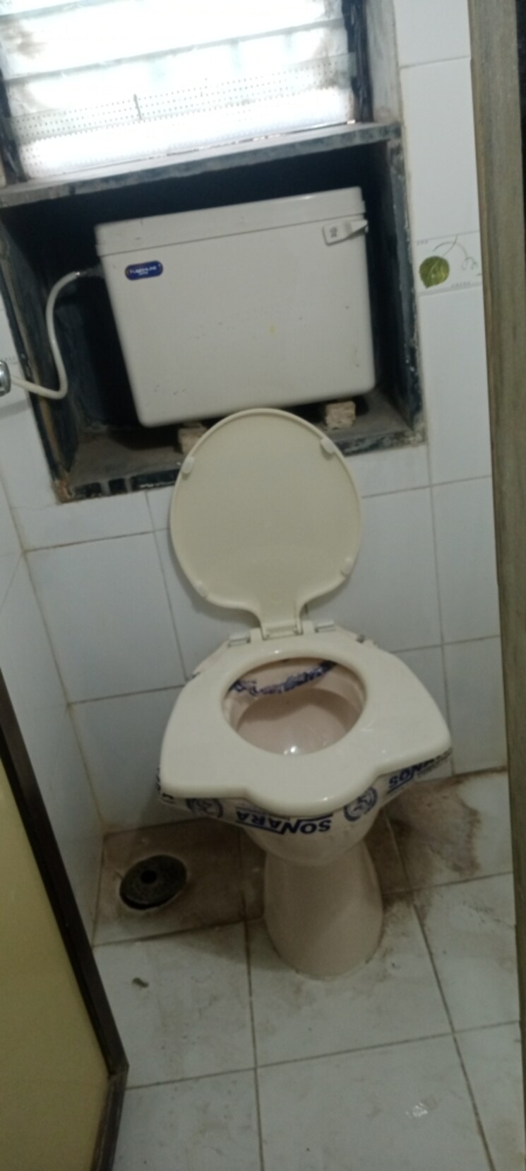 Bathroom, mahakali-model-town 1 Bedroom 500 Sq.Ft. Apartment In Jogeshwari East Mumbai 8922629