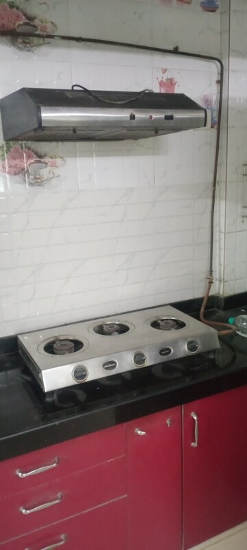 Kitchen in 1 BHK Apartment at Mahakali Model Town, Jogeshwari East – for Rent