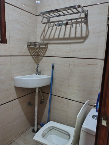 Kitchen in 1 RK Builder Floor at Unitech Cyber Park, Sector 39 – for Rent