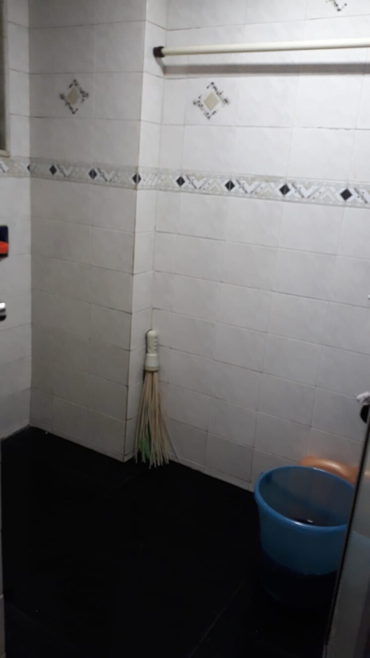 Bathroom, dosti-lotus 2 Bedroom 636 Sq.Ft. Apartment In Wadala Mumbai 8922659